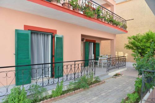 Seaside Villa Alexandra,acharavi.