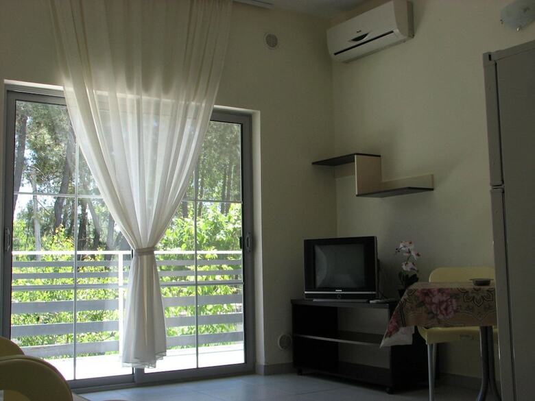 Aparthotel Vila Tufi