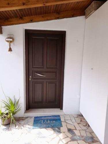?partment For 2, By The Sea