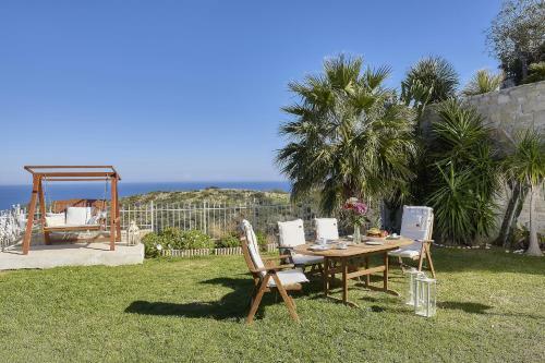 Villa Paradissi