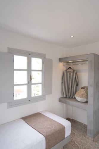 Hotel White Lily - Adults Only 16 Plus