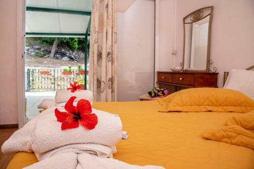 Aliki Apartments