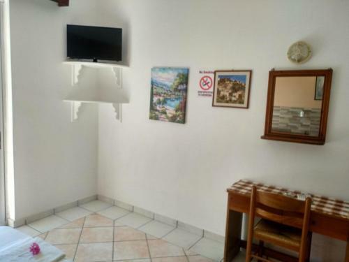 Hostal Dora Studios
