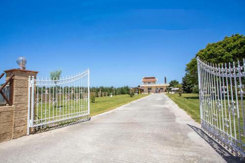 Villa Laylande House