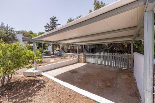 Nisos 1 Cottage House