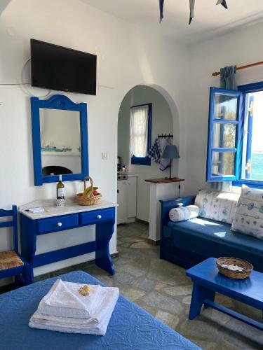 Cavos Studio By The Sea