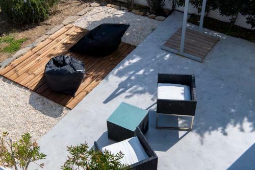 Just Blue With Amazing Sea Views In Piso Livadi