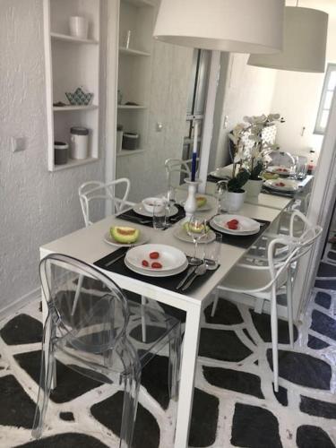 Apartamento Elegant Studio With Pool And Private Beach.