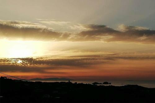 Villa Aspries With Stunning Sunset Sea View
