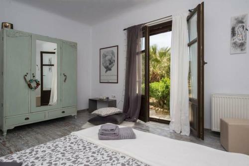Villa Aspries With Stunning Sunset Sea View