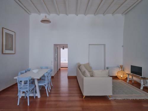 Retreat Paros - The Loft Apartment