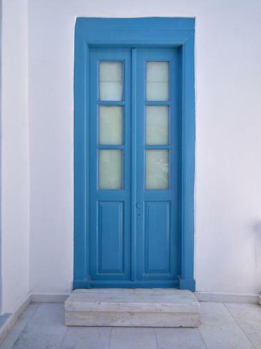 Retreat Paros - The Door Apartment