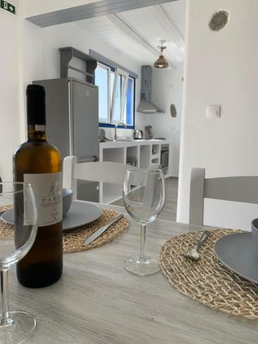 Parian White Luxury Apartments