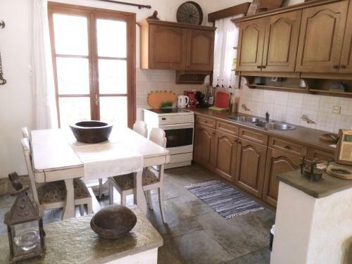 Paros Asklipios Homes