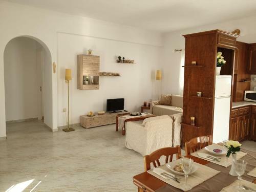 Great Sea-view 2bd Apartment @ Paros