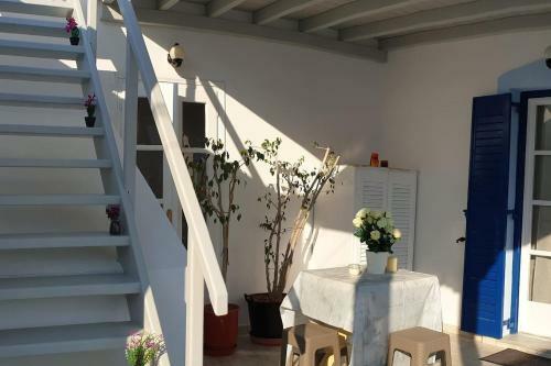 Great Sea-view 2bd Apartment @ Paros
