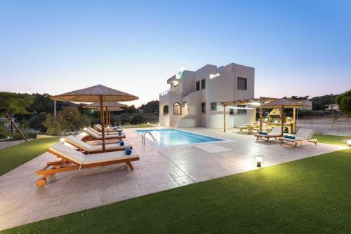 Sun's Reach Villa