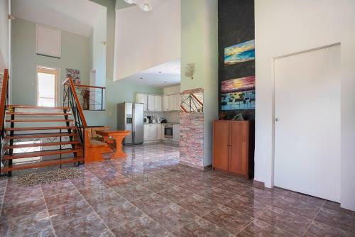 Artzy Villa