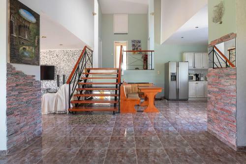 Artzy Villa