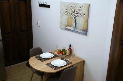 Evangelia's Little House