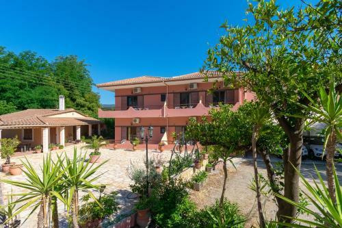 Hermes Apartments & Studios