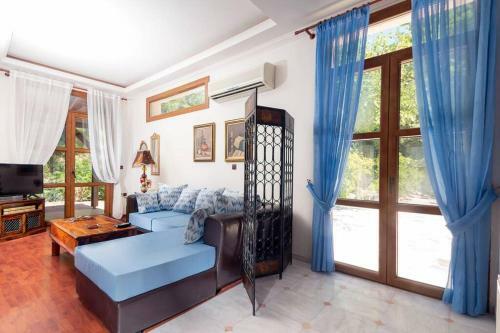 Forest Garden Villa