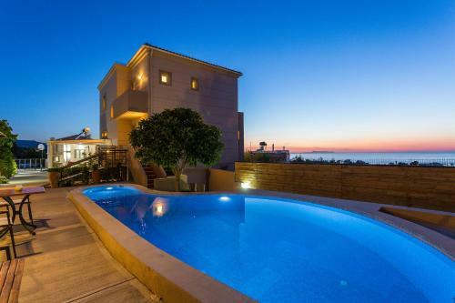 Villa Kokkinos