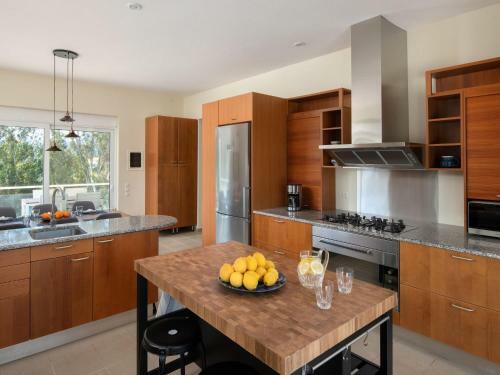 Villa Hill Top