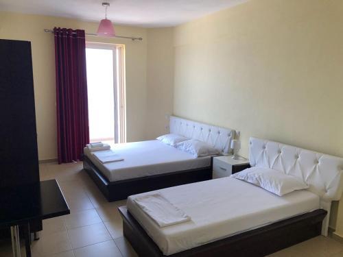 Summer Dream Hotel