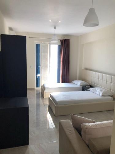 Summer Dream Hotel
