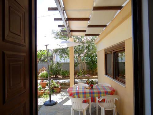 Apartment By The Sea