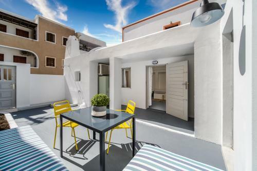 New Villa Tholos - 400m From Famous Kamari Beach