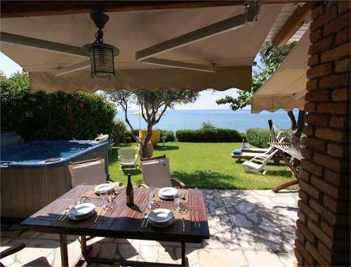 Villa Corfu Glyfada 13