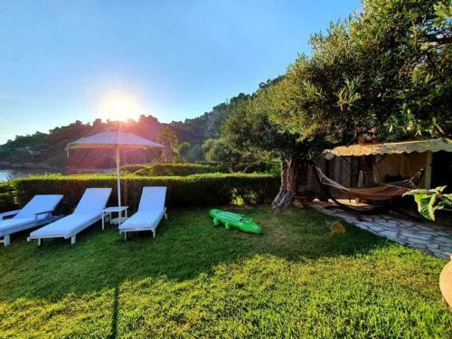 Corfu Glyfada Beachfront House 13