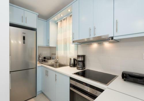 Waves Apartments Melody Glyfada