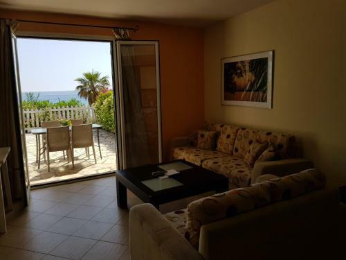Glyfada Apartment Aaa5g