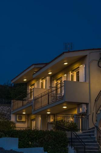 Meraki Apartments