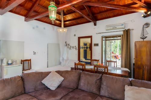 Apartamento Konstantina Yard Studio
