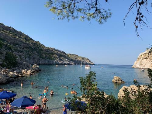 Haraki Beach Mediterranean Retreat