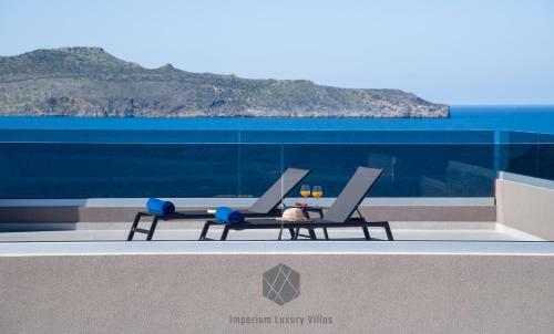 Imperium Luxury Villas-sauna, Jacuzzi & Heated Pool