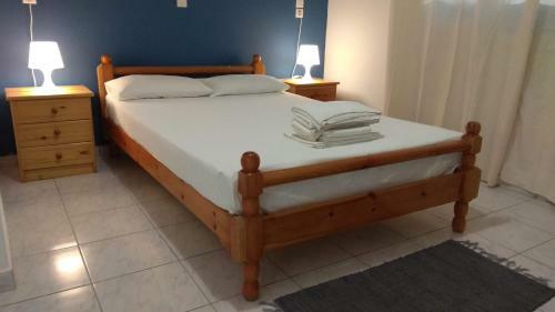 Hostal Fourni Sand