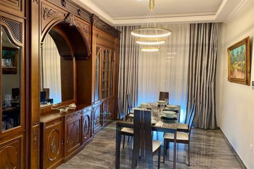 Epavli Alexandros Luxury Villa