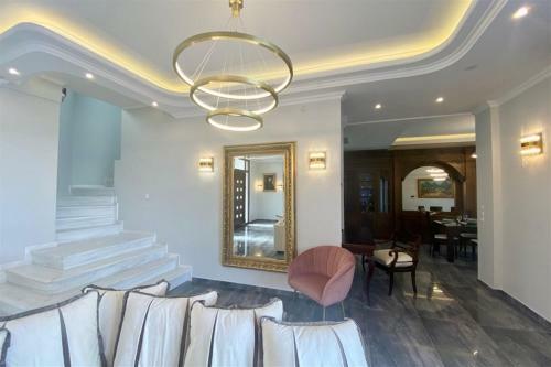 Epavli Alexandros Luxury Villa