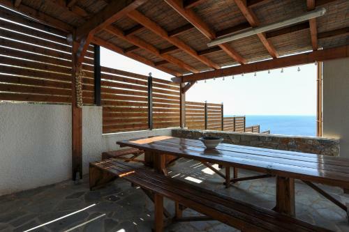 Gorgeous Eco Friendly Seaside Villa Nefeli