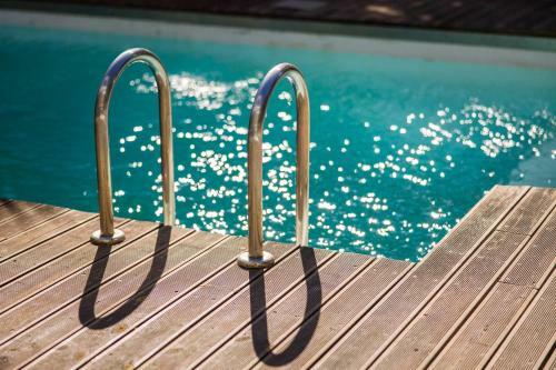 Villa Bond With Private Swimming Pool And Spa
