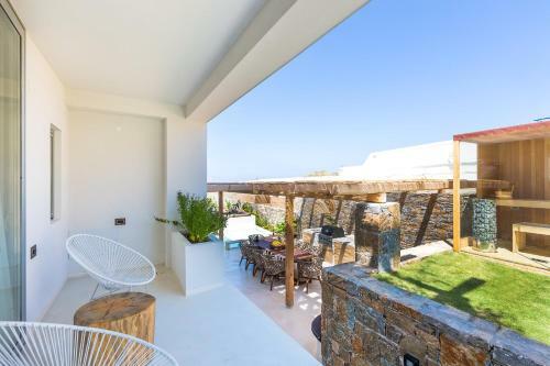 La Casa Di Mare, Luxury Beach Front Villa!