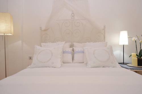 Parian Holiday Villas