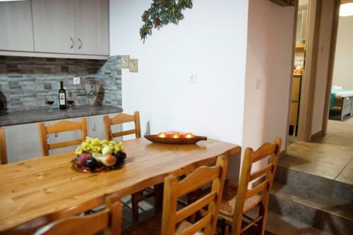 Alexandros Villa