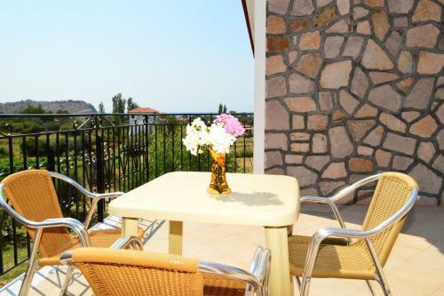 Hostal Room In Studio - Beautiful Studio For 2 People With Outdoor Pool