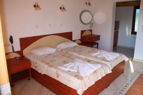 Hostal Room In Studio - Beautiful Studio For 2 People With Outdoor Pool
